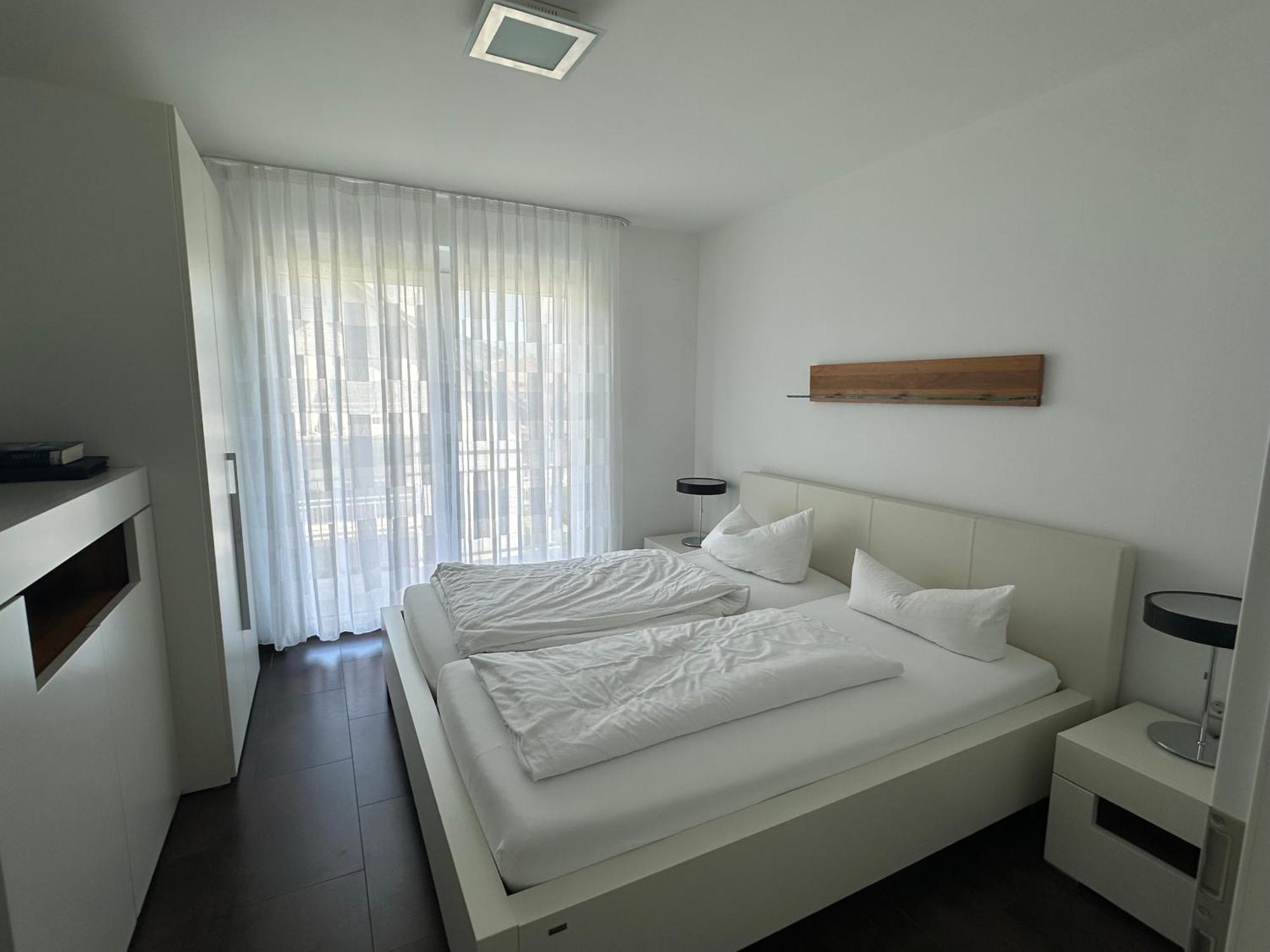 2-Zimmer-Ferienwohnung Mit Hotelservice Und 2 Balkons - Golf, Bike Und Wellness Im Markgraeflerland باد بيلنغن المظهر الخارجي الصورة