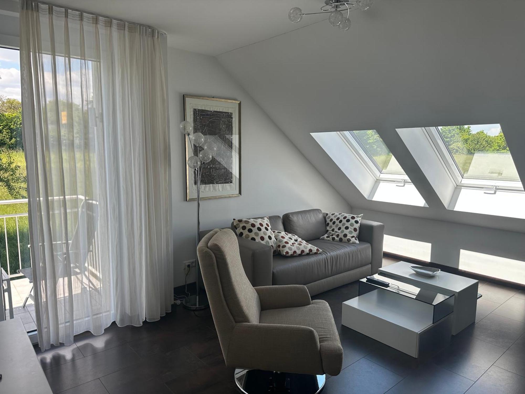 2-Zimmer-Ferienwohnung Mit Hotelservice Und 2 Balkons - Golf, Bike Und Wellness Im Markgraeflerland باد بيلنغن المظهر الخارجي الصورة
